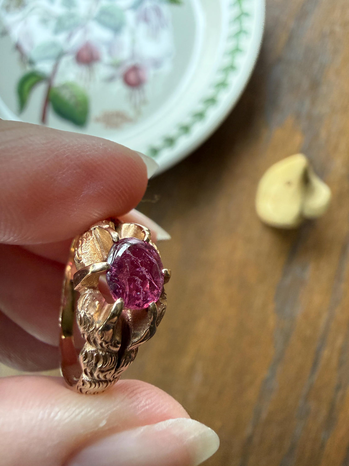 LION Claw Paw Shoulders Juicy Natural Ruby Chunky Ring 10k Gold Victorian Figural Unique Gift 3D Glowing Pinkish Red Orb Animal Jewelry