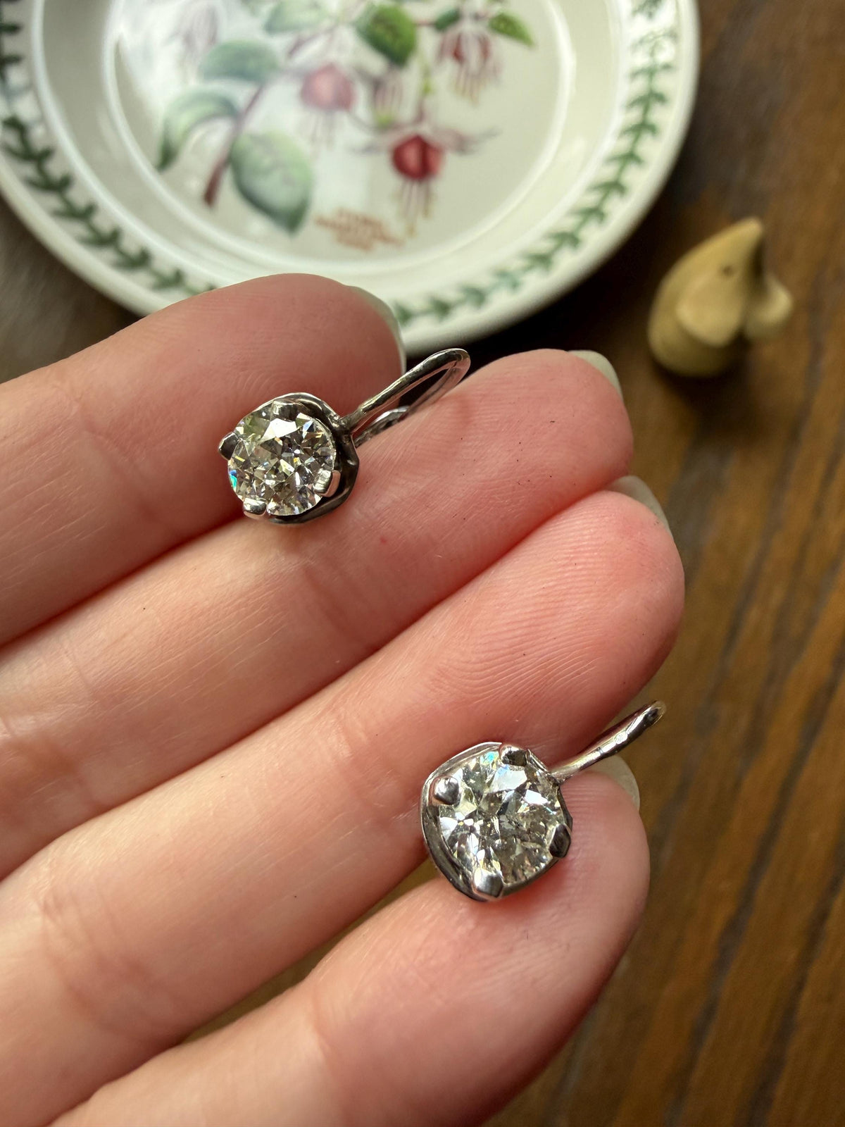 FRENCH Vintage Boxed Two Carats Tdw Antique Old Mine Cut DIAMOND Fixed Dangle Earrings 18k White Gold 2Ctw