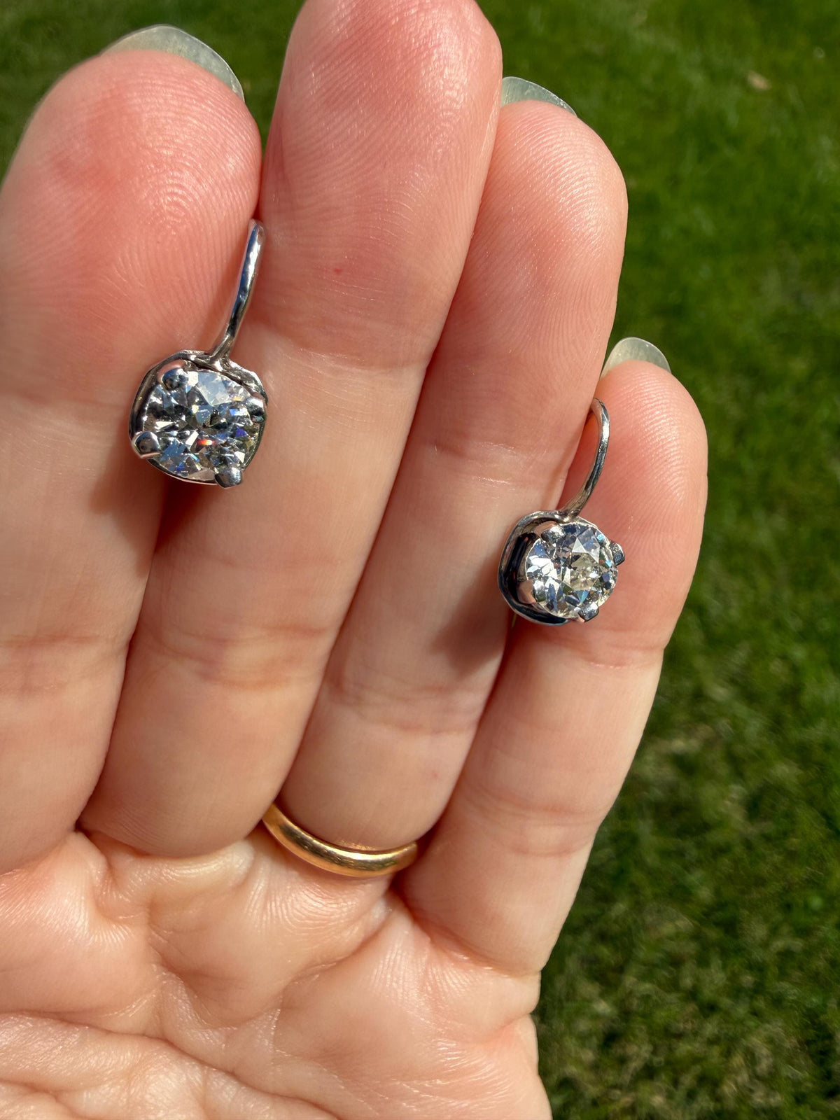 FRENCH Vintage Boxed Two Carats Tdw Antique Old Mine Cut DIAMOND Fixed Dangle Earrings 18k White Gold 2Ctw