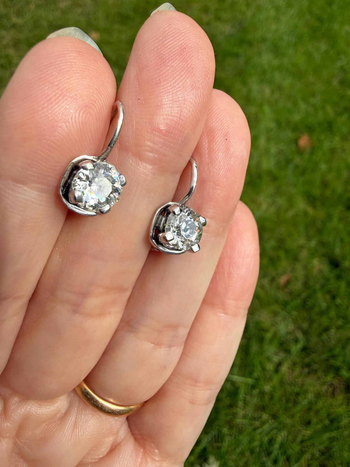 FRENCH Vintage Boxed Two Carats Tdw Antique Old Mine Cut DIAMOND Fixed Dangle Earrings 18k White Gold 2Ctw