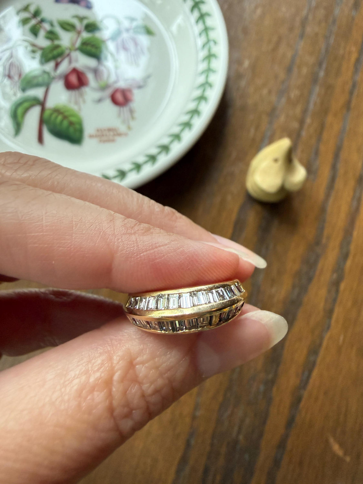Unique Vintage Baguette Carre Cut Beveled One Carat Diamond Band 18k Gold Stacker Ring Knife Edge Step Cut Geometric