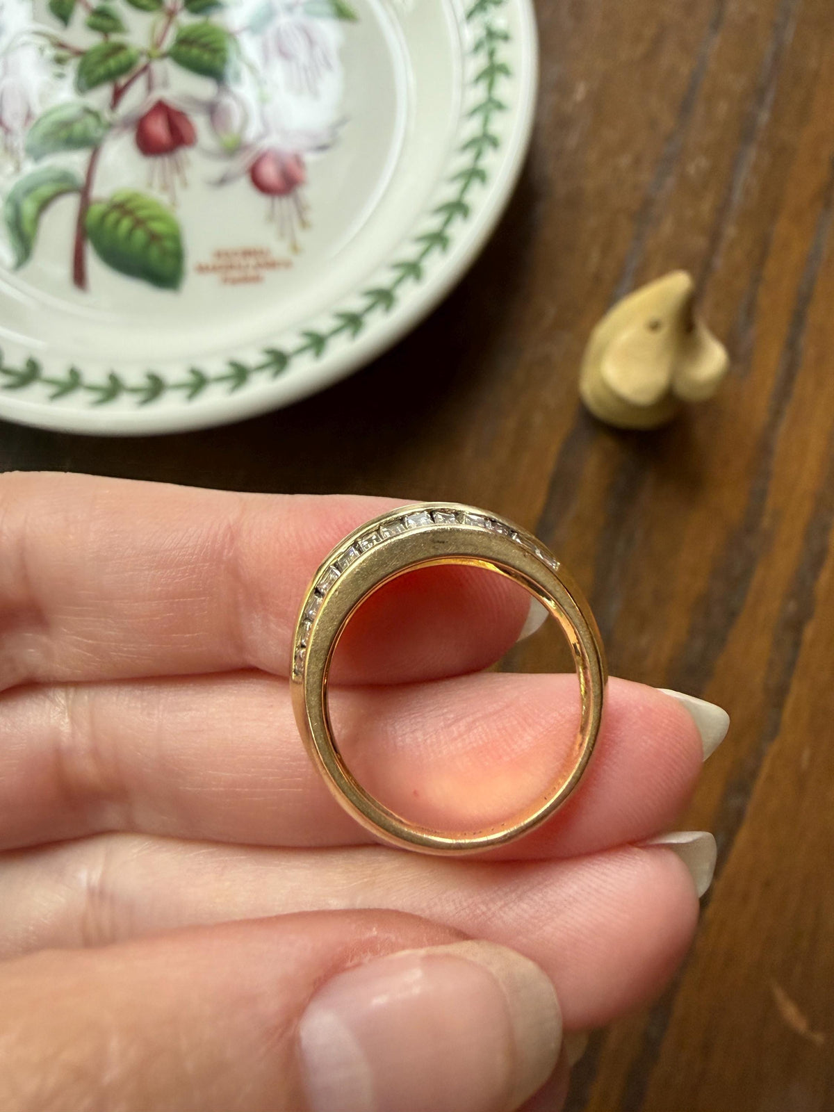 Unique Vintage Baguette Carre Cut Beveled One Carat Diamond Band 18k Gold Stacker Ring Knife Edge Step Cut Geometric