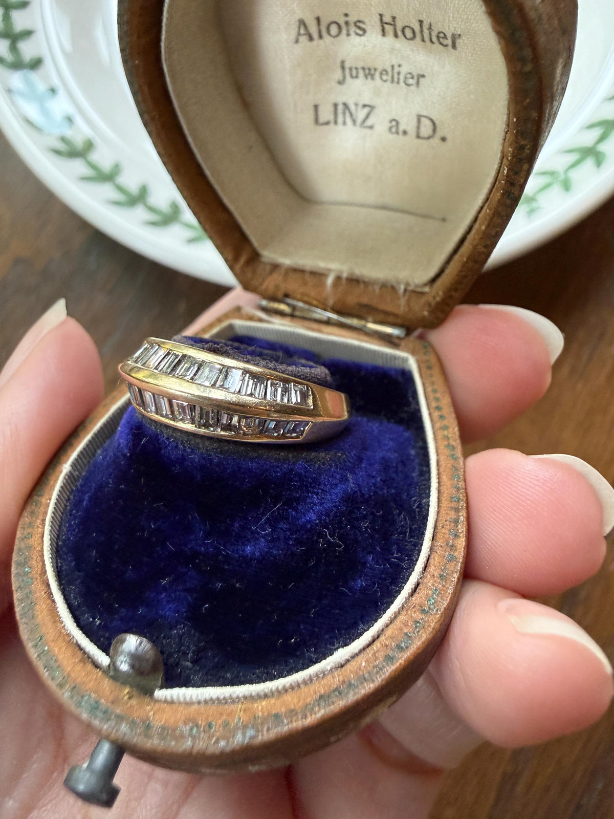 Unique Vintage Baguette Carre Cut Beveled One Carat Diamond Band 18k Gold Stacker Ring Knife Edge Step Cut Geometric
