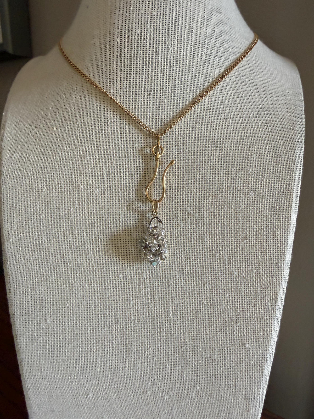 Floral Antique 1.75 Carats Chunky Natural Old Mine Cut DIAMOND 18k Gold Silver French Cluster Pendant Leaf Giardinetti Peruzzi Elongated