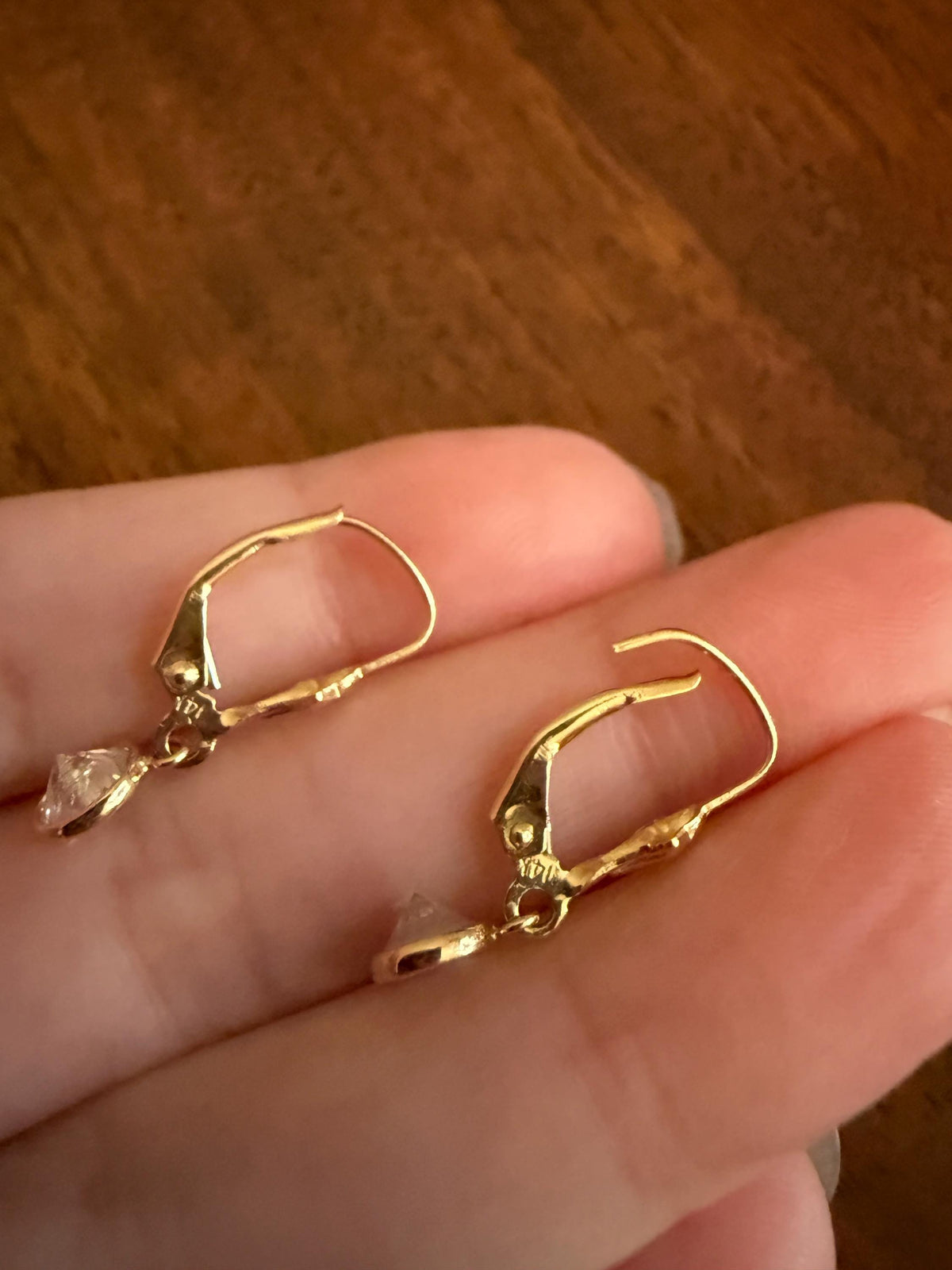 Vintage Dangle Earrings One Carat Tdw Natural Brilliant Cut DIAMOND 14k Gold Bezel Set Arrow Sparklers 1Ctw