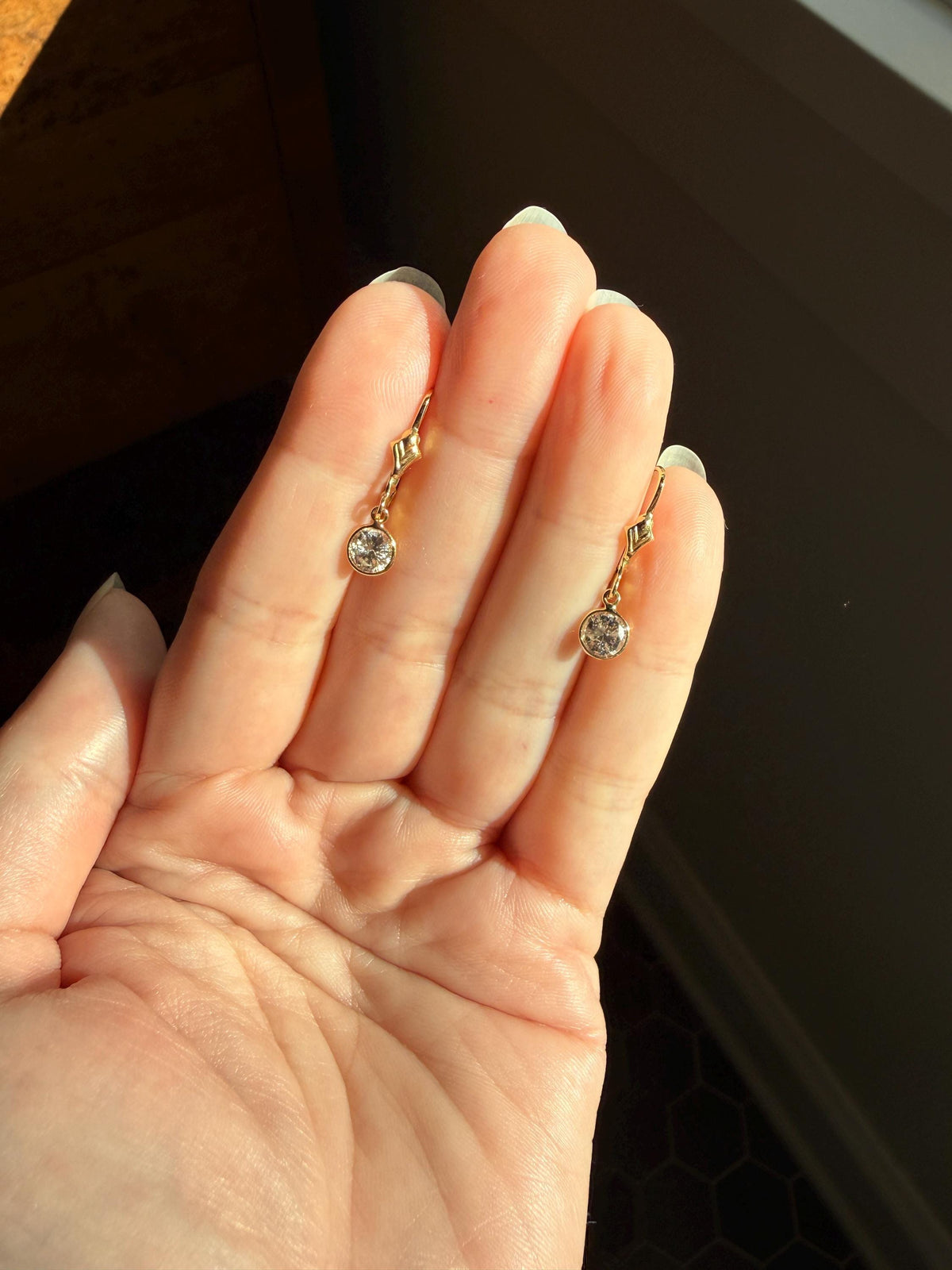 Vintage Dangle Earrings One Carat Tdw Natural Brilliant Cut DIAMOND 14k Gold Bezel Set Arrow Sparklers 1Ctw
