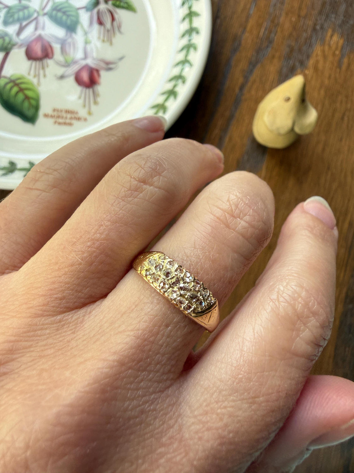Antique 21 Natural Old Rose Cut DIAMONDS Angled GRID Triple Row Cobblestone 18k Gold Ring Stacker Pave Encrusted Wide Band Sparkle
