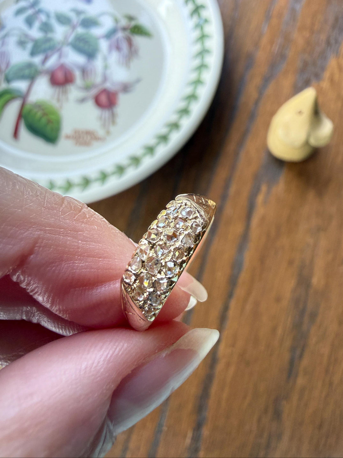Antique 21 Natural Old Rose Cut DIAMONDS Angled GRID Triple Row Cobblestone 18k Gold Ring Stacker Pave Encrusted Wide Band Sparkle