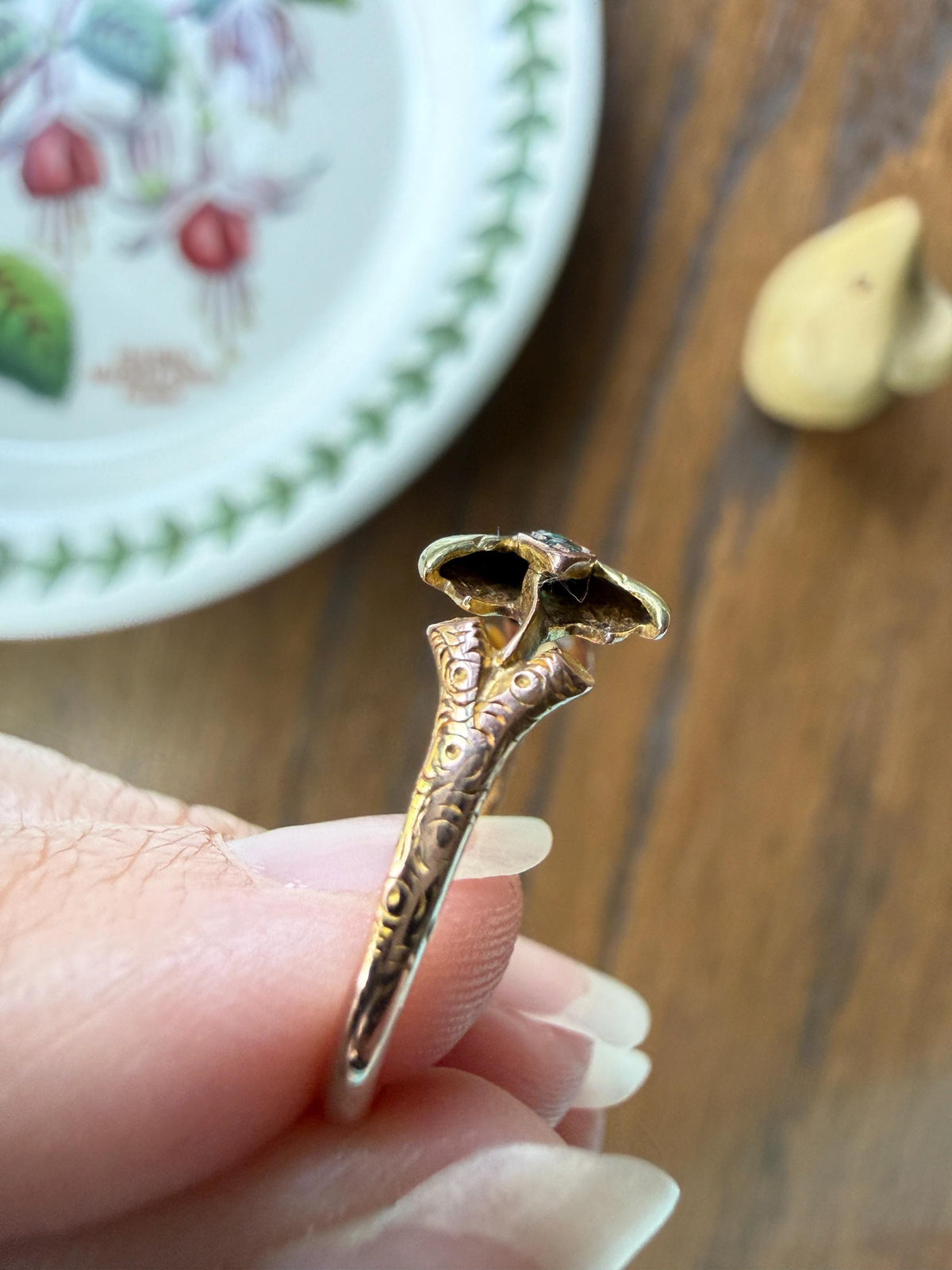 Rare French Antique Art Nouveau Floral 3D Cyclamen Ring 18k Tricolor Rose & Green Gold Emerald Rose Cut Diamonds Figural Stacker Band
