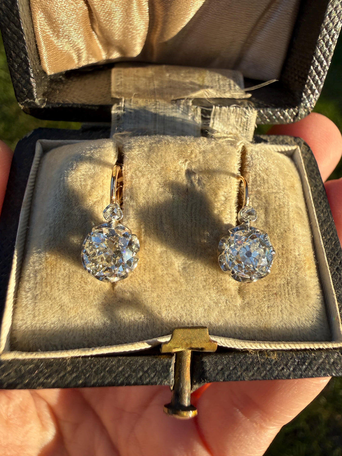 BOXED Original Antique 1.75 Carat Tdw Old Mine Cut Diamond Earrings 18k Gold Platinum French Victorian Dangle Dormeuse Gift Belle Epoque
