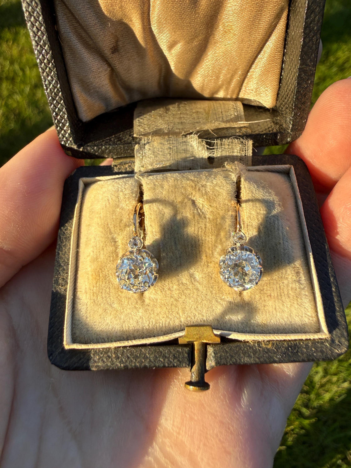 BOXED Original Antique 1.75 Carat Tdw Old Mine Cut Diamond Earrings 18k Gold Platinum French Victorian Dangle Dormeuse Gift Belle Epoque