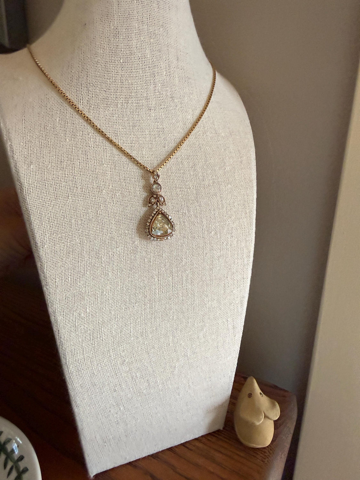 PEAR Triangular Antique XL Natural Old Dutch Rose Cut DIAMOND 3.5 Carat Chubby Pendant 14k Gold Xx Carat Retro Vintage 18k Venetian Chain