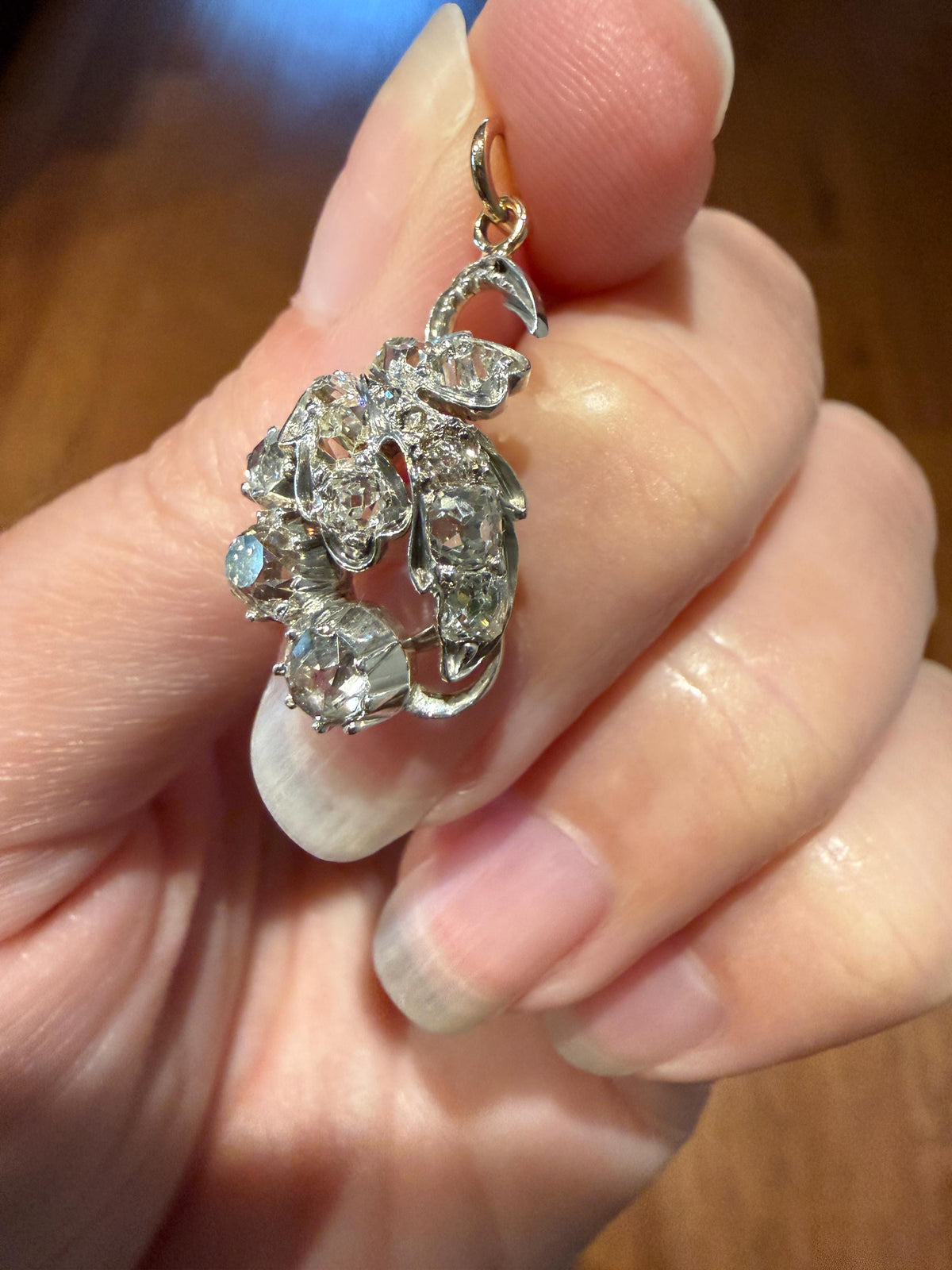 Floral Antique 1.75 Carats Chunky Natural Old Mine Cut DIAMOND 18k Gold Silver French Cluster Pendant Leaf Giardinetti Peruzzi Elongated