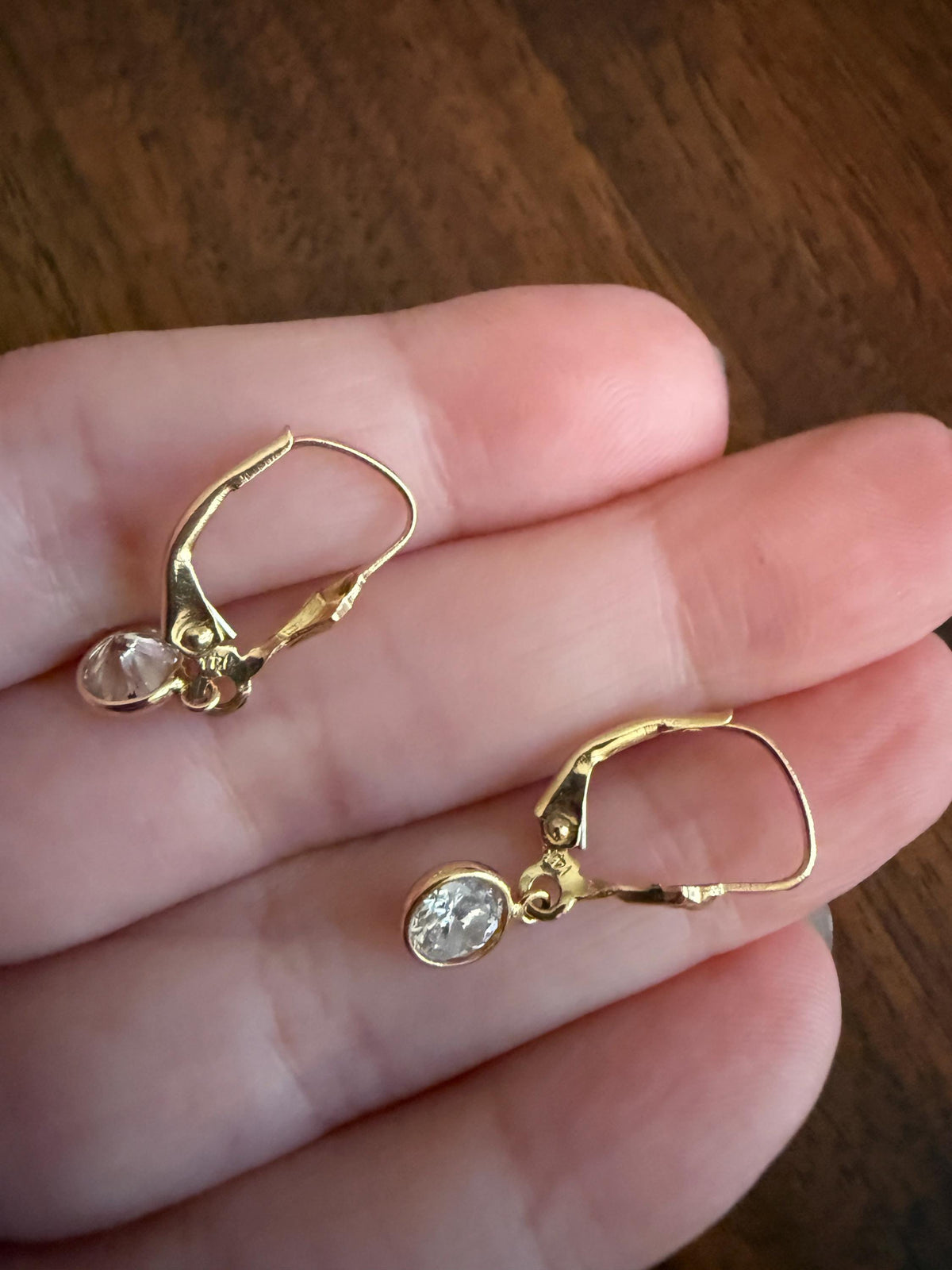 Vintage Dangle Earrings One Carat Tdw Natural Brilliant Cut DIAMOND 14k Gold Bezel Set Arrow Sparklers 1Ctw