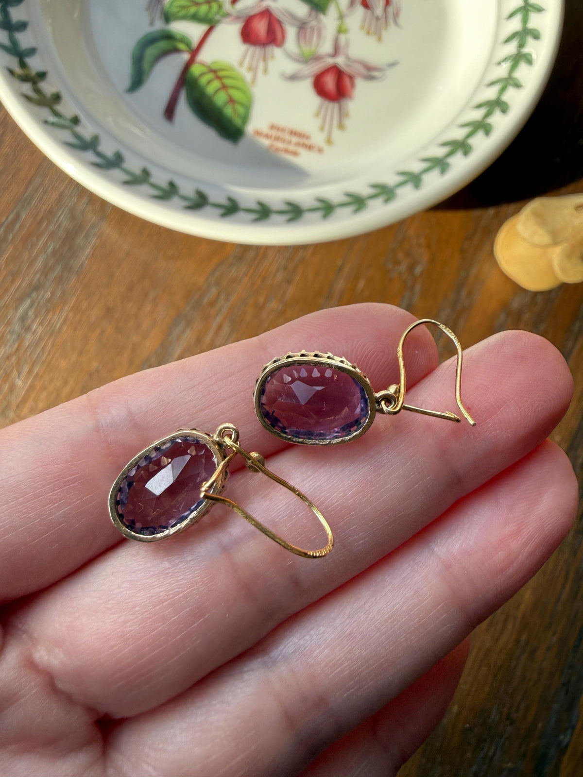 Victorian Antique 9k GOLD Purple Amethyst Dangle EARRINGS Ornate Crown Prong Oval Violet Lilac Lavender Bridal Wedding Something Old