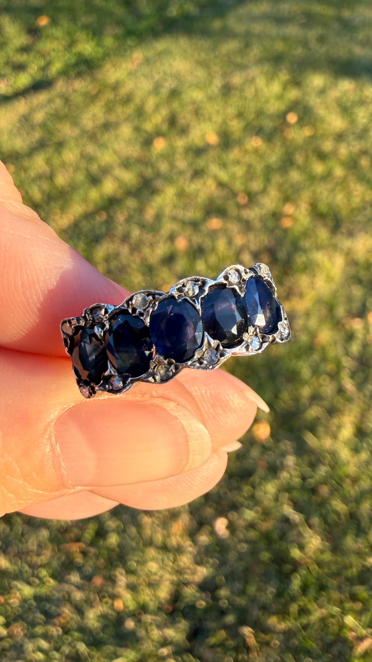 Antique Natural Sapphire Velvety Blue Five Stone Ring with Rose Cut Diamond Spacers Royal Blue Aura Art Deco Uniform Size Stacker Band