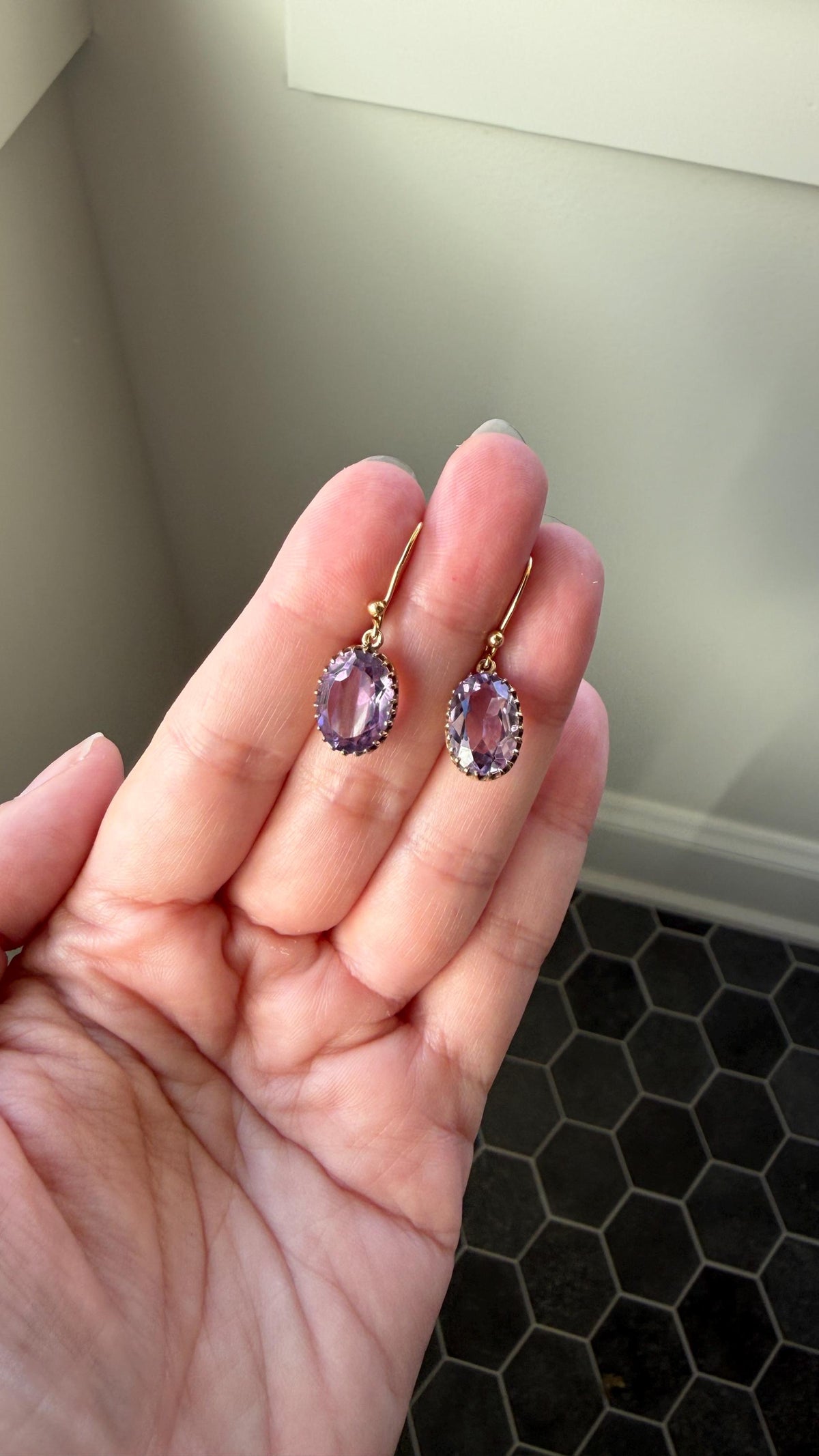 Victorian Antique 9k GOLD Purple Amethyst Dangle EARRINGS Ornate Crown Prong Oval Violet Lilac Lavender Bridal Wedding Something Old