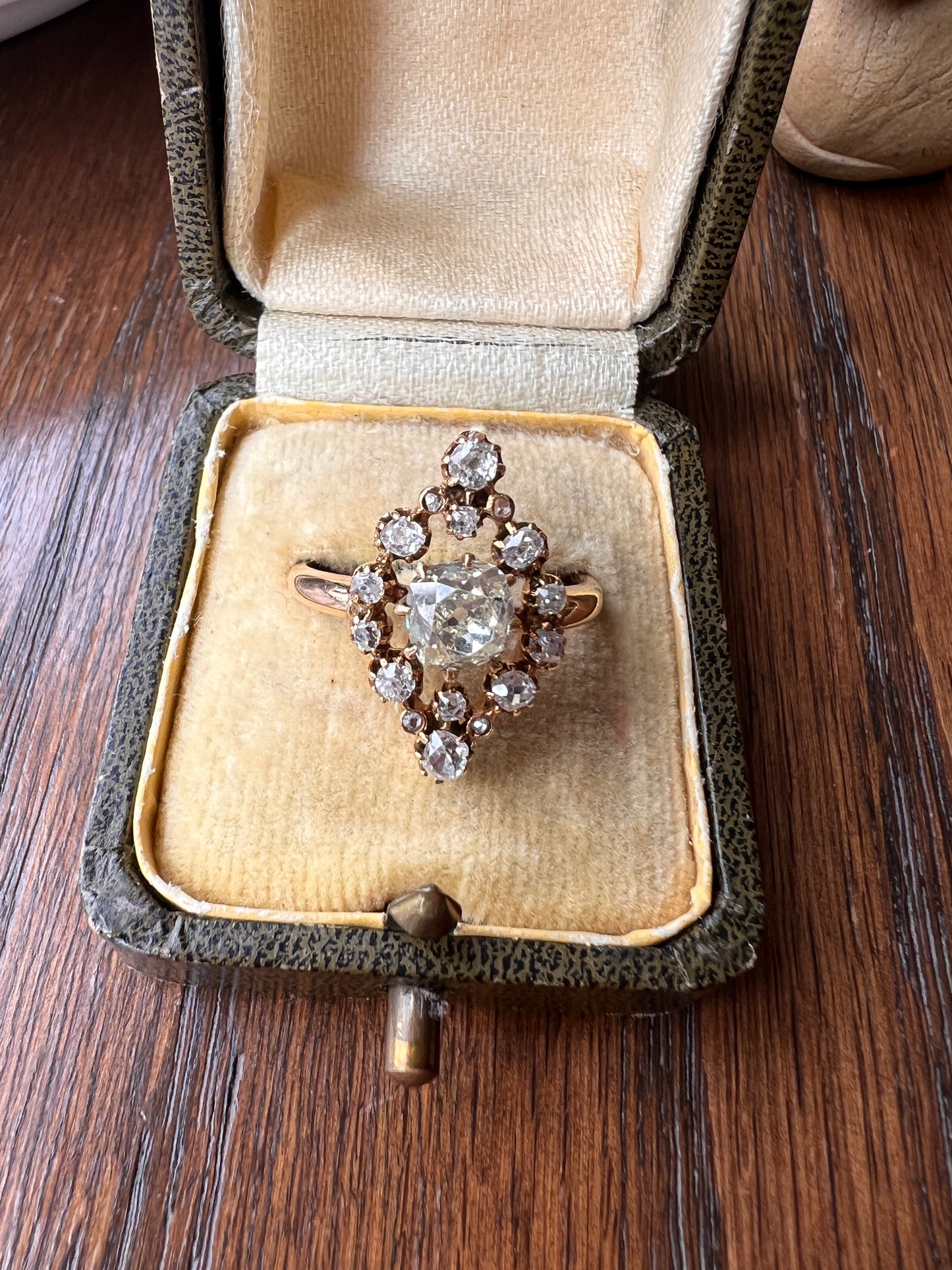 Antique 1.15 Carat Pale Light YELLOW & White Old Mine Cut DIAMOND Halo Cluster Ring 18k Gold