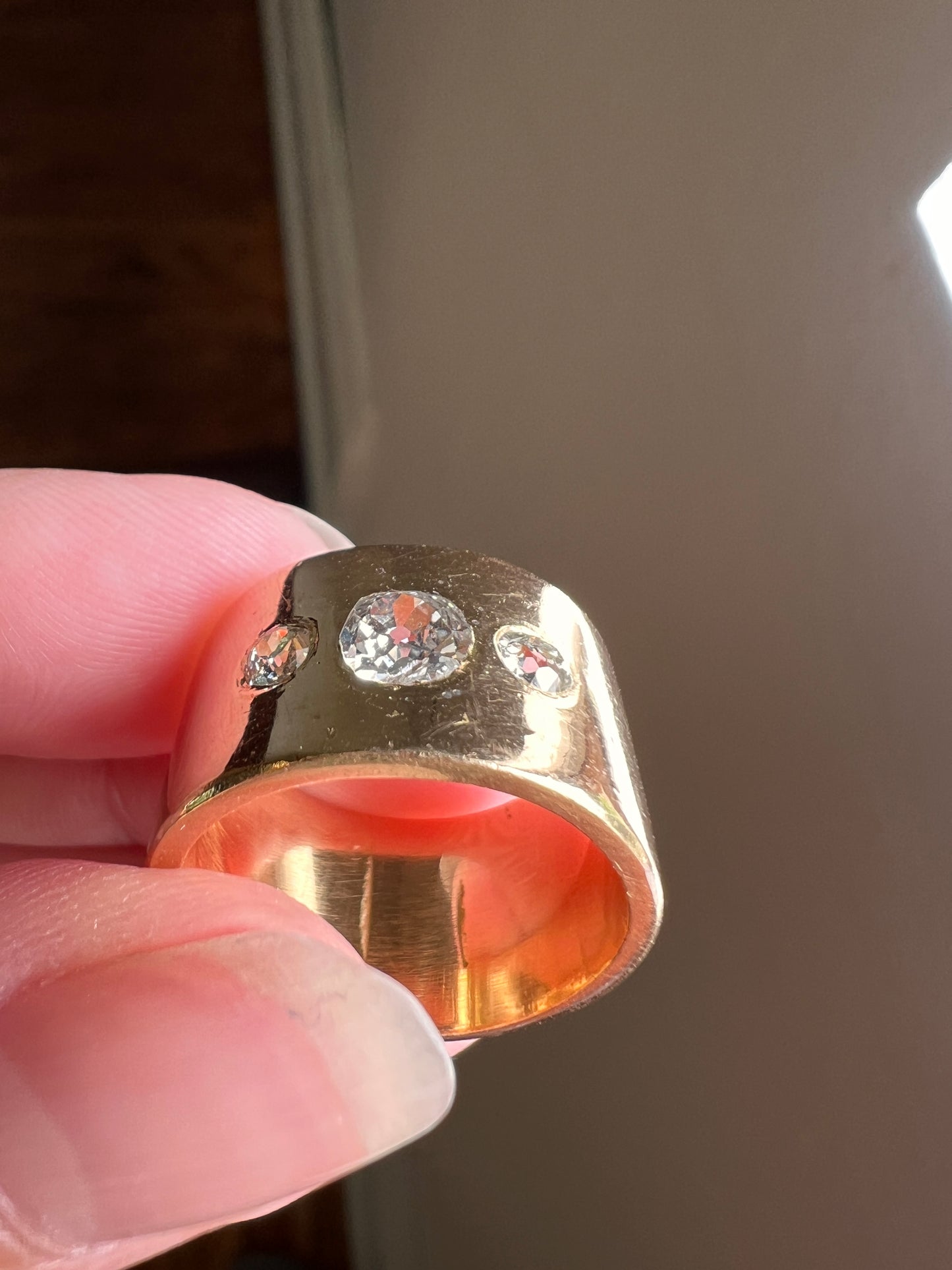 HEAVY 14.4g Antique .8 Carat Old Mine Cut DIAMOND Three Stone Ring 18k Gold 12mm Wide Band