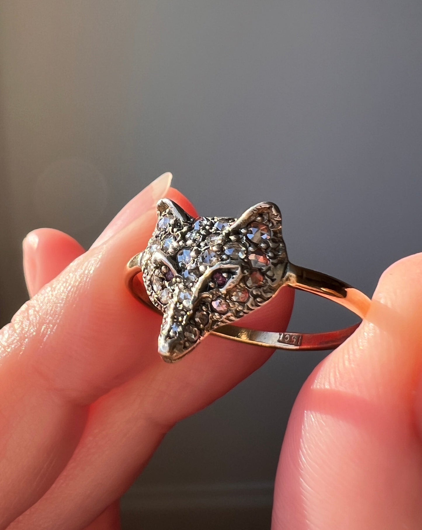 FOX Victorian ANTIQUE Rose Cut Diamonds RUBY Eyes All Original Figural Ring 15k Gold Silver
