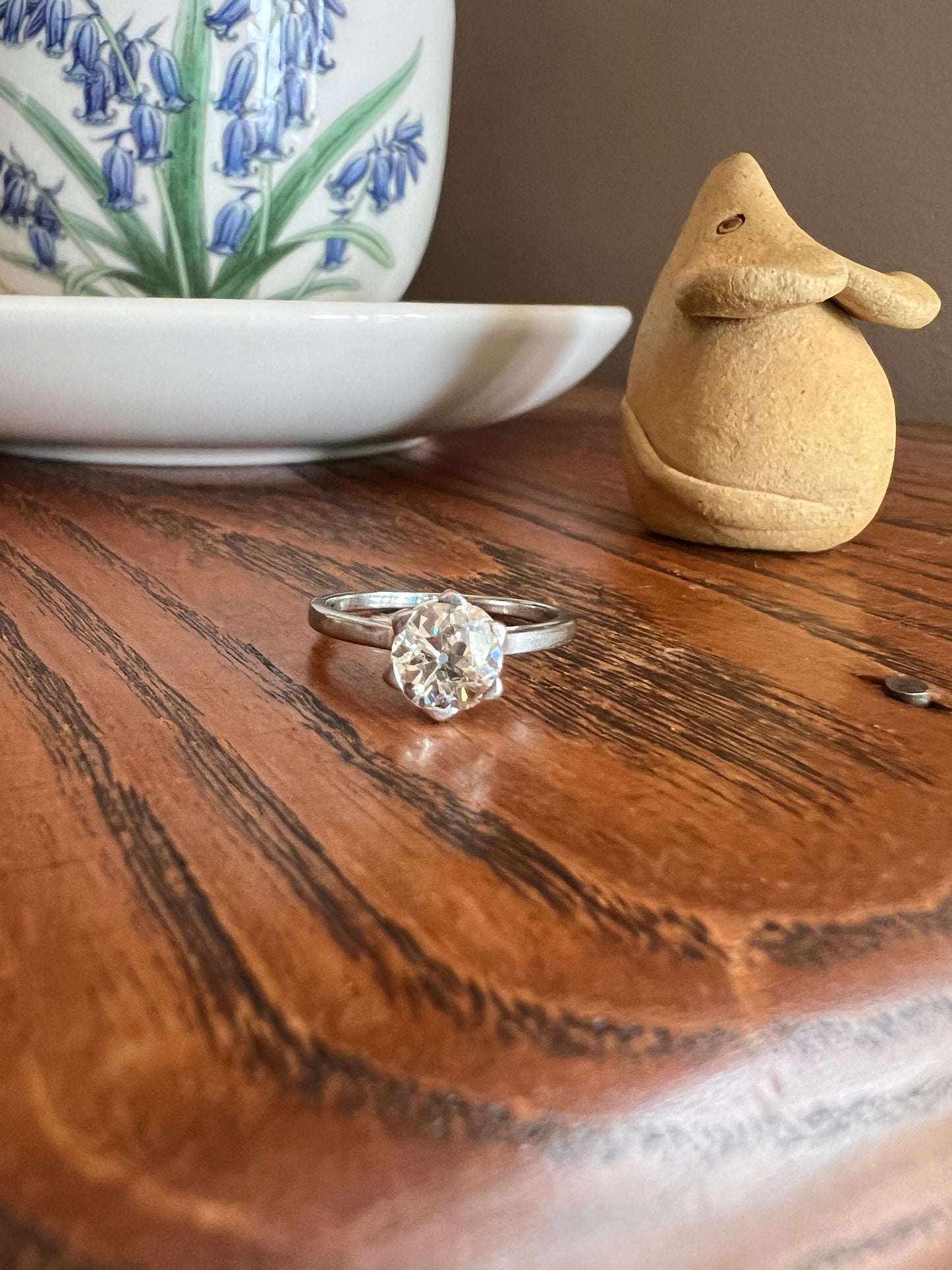 Antique 1 CARAT Old Mine Cut DIAMOND Solitaire Engagement Ring 18k White Gold PLATINUM French Art Deco Warm Very Pale Yellow Tall