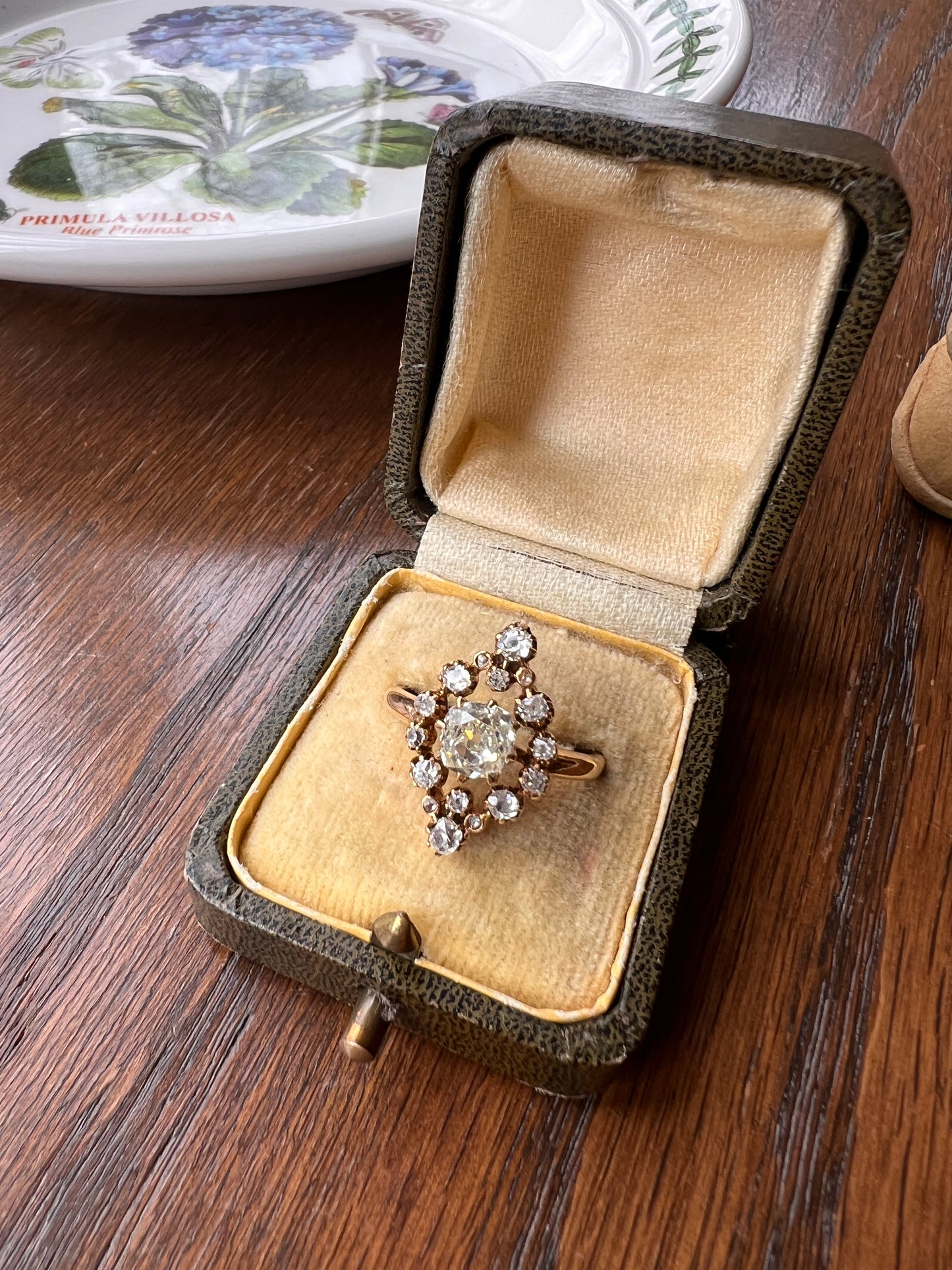 Antique 1.15 Carat Pale Light YELLOW & White Old Mine Cut DIAMOND Halo Cluster Ring 18k Gold