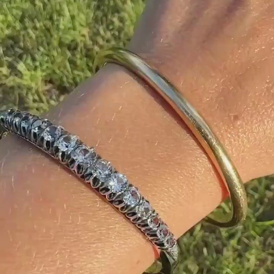 French Antique 4.2 Carats 18k Gold Clear White Topaz Gemset Hinged Bangle Line Bracelet Wriststack