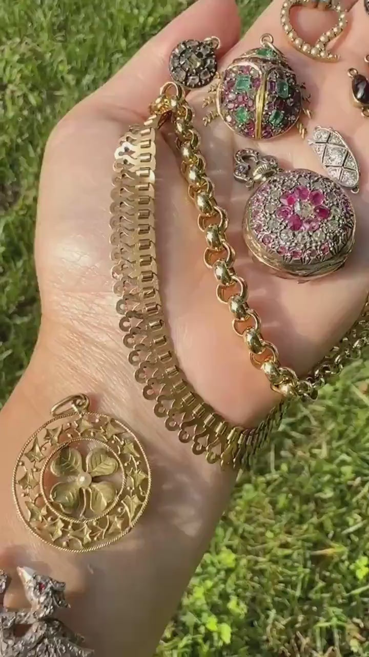 IVY Clover Pearl ANTIQUE French Belle Epoque 18k Gold Pendant Figural Medallion Love Medal Token Good Luck Charm Victorian Art Nouveau