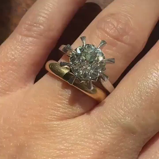 Unique Vintage 2.4 Carats Old Mine Cut DIAMOND Sunburst Ring Solitaire Engagement 18k White Gold & Platinum Architectural Claw Prongs ooak