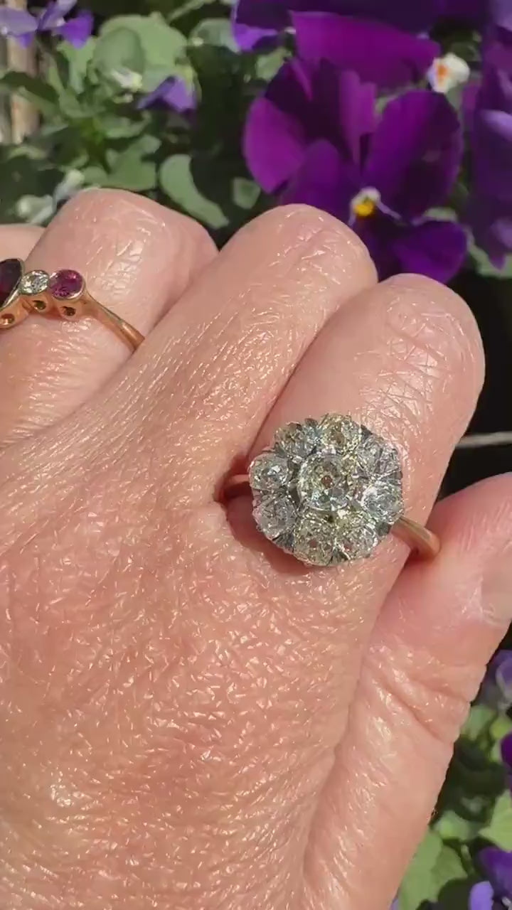 Special ANTIQUE 2.6 Carat 9 Old Mine Cut DIAMOND Daisy Cluster Ring 18k Gold & PLATINUM Belle Epoque Gift OmC Victorian Oval 2.6Ctw OmC