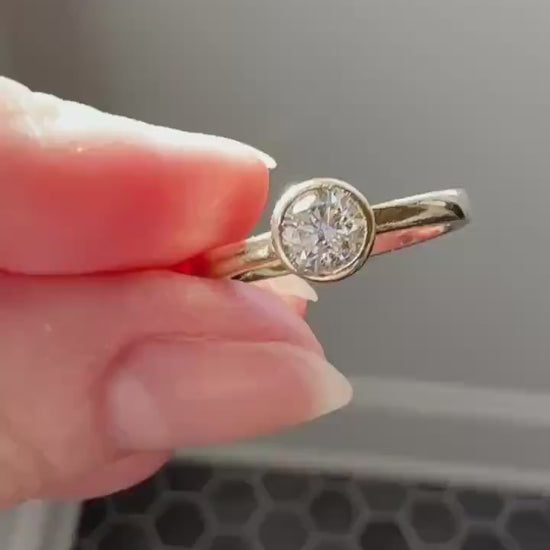 Vintage DIAMOND Bezel Set Ring Stacker Band 14k Gold Solid Geometric Engagement Gift Unisex