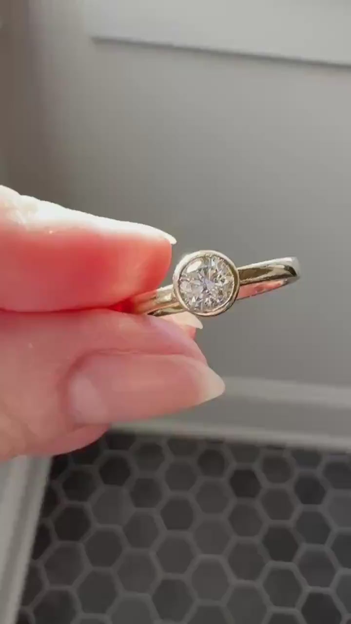 Vintage DIAMOND Bezel Set Ring Stacker Band 14k Gold Solid Geometric Engagement Gift Unisex