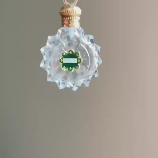 AMITIE Friendship Antique GEORGIAN Era 18k Gold Glass Perfume PENDANT French Chatelaine Vinaigrette Scent Bottle Green Ornate Shaker Locket