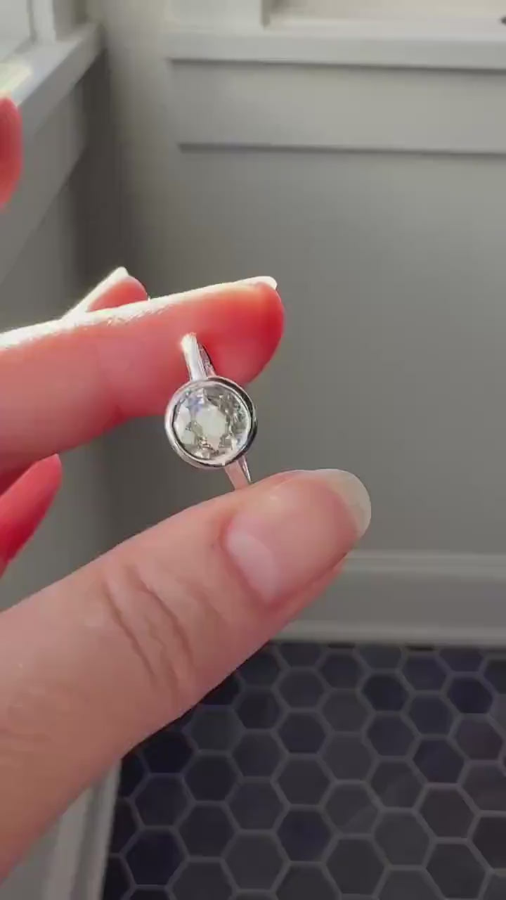 SPREADY Vintage 1.1 Carat Old Mine Cut DIAMOND Bezel Set Ring Art Deco Stacker Band 18k White Gold Solitaire Geometric Engagement