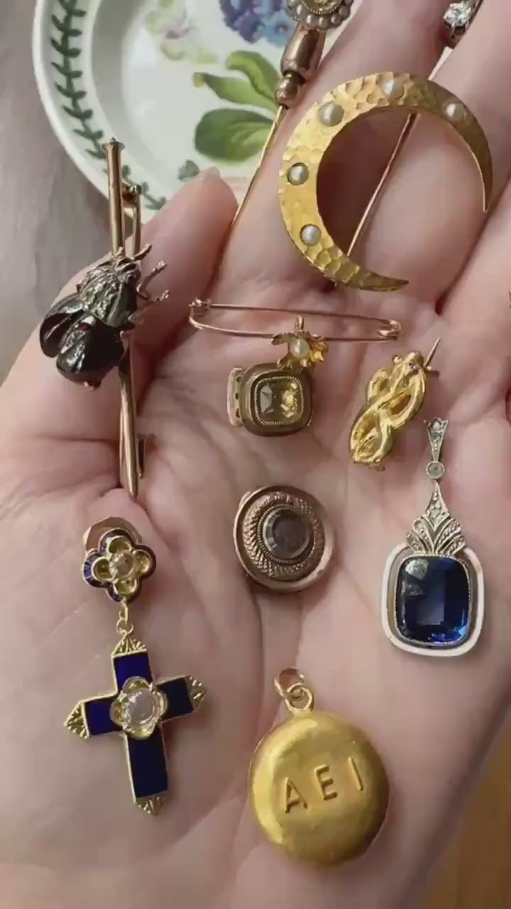 Buff Top SAPPHIRE Antique Edwardian 18k Gold Rose Cut Diamond Pendant White Enamel Halo Something Blue Gift Bridal Drop Dangle