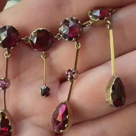 Gorgeous Perpignan GARNET Festoon Necklace Drapery Chain 18k Gold Bezel Set Rose Cut Closed Back Almandine Glowing