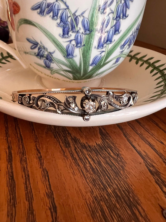 French Antique SWIRL .8Ctw 17 Old Mine & Rose Cut DIAMONDS Bangle Bracelet 18k Gold Leaf Foliate ViCTORIAN Belle Epoque Art Nouveau Gift