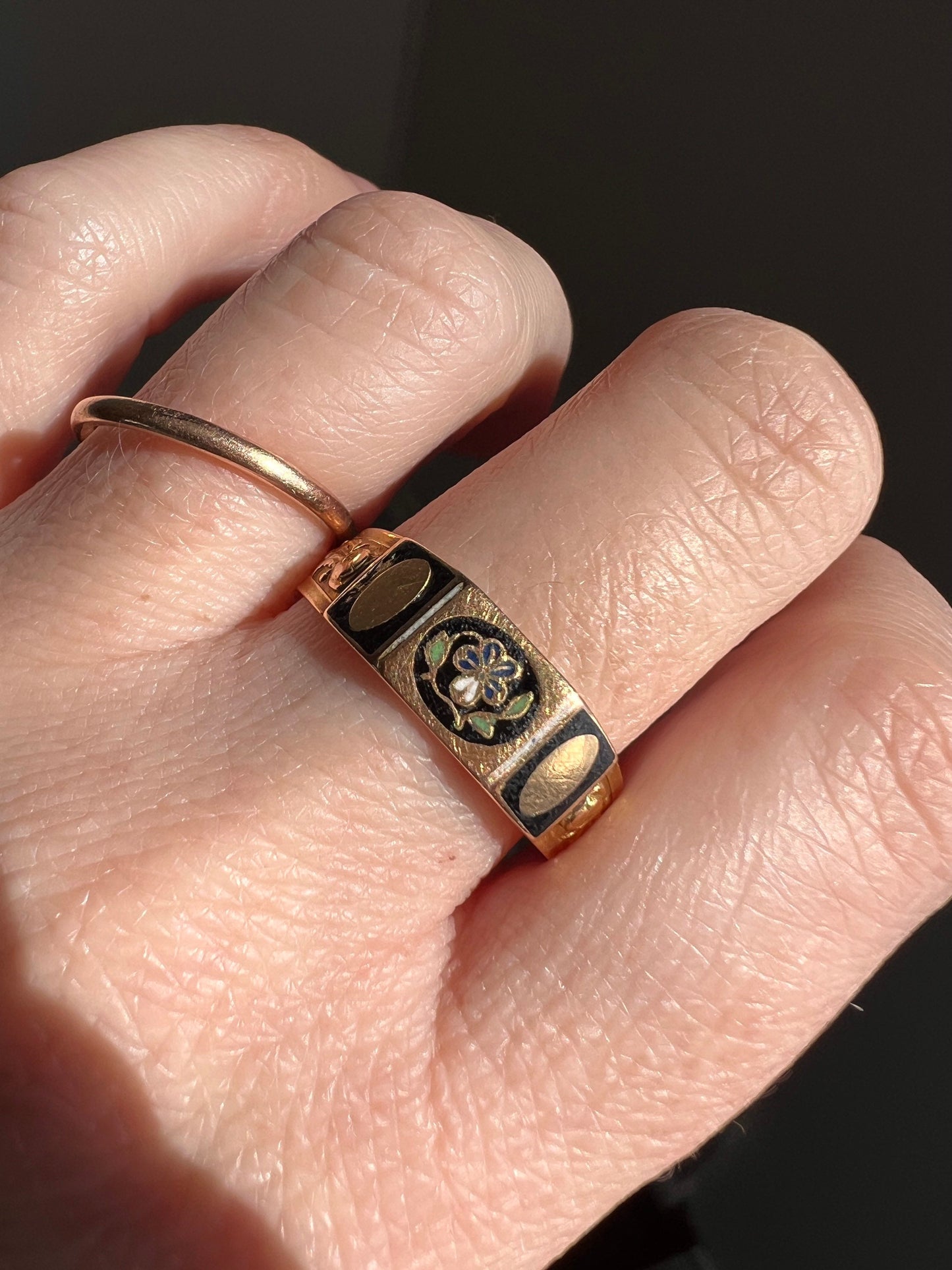 PANSY Antique FRENCH Regional Black Enamel 18k Gold Wedding Band Ring Floral Geometric ANTiQUE Think of Me Stacker Romantic Gift Traditional