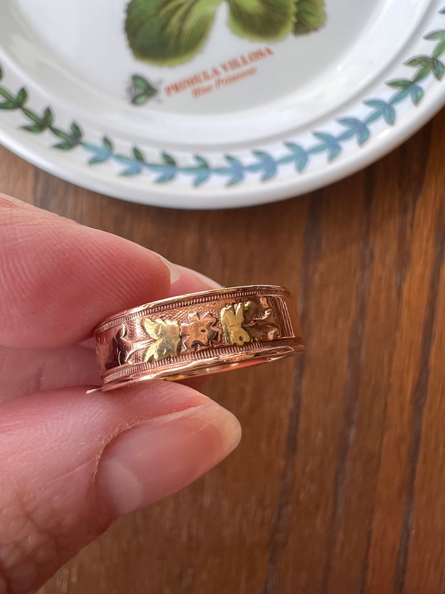ANTIQUE Victorian FLORAL Sturdy Eternity Cigar Band Ring 6.3g 14k GoLD Rose Green Colored TwoTone Wedding Romantic Gift Stacker Figural Wide