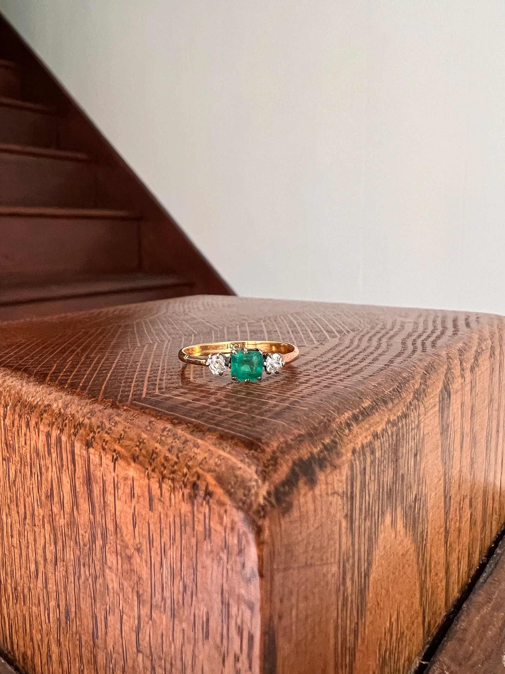 Antique EMERALD Old Mine Cut DIAMOND Three Stone Ring 18k Gold 3 Trilogy Square Cut Beautiful Green Color Stacker with Sparkle Romantic Gift