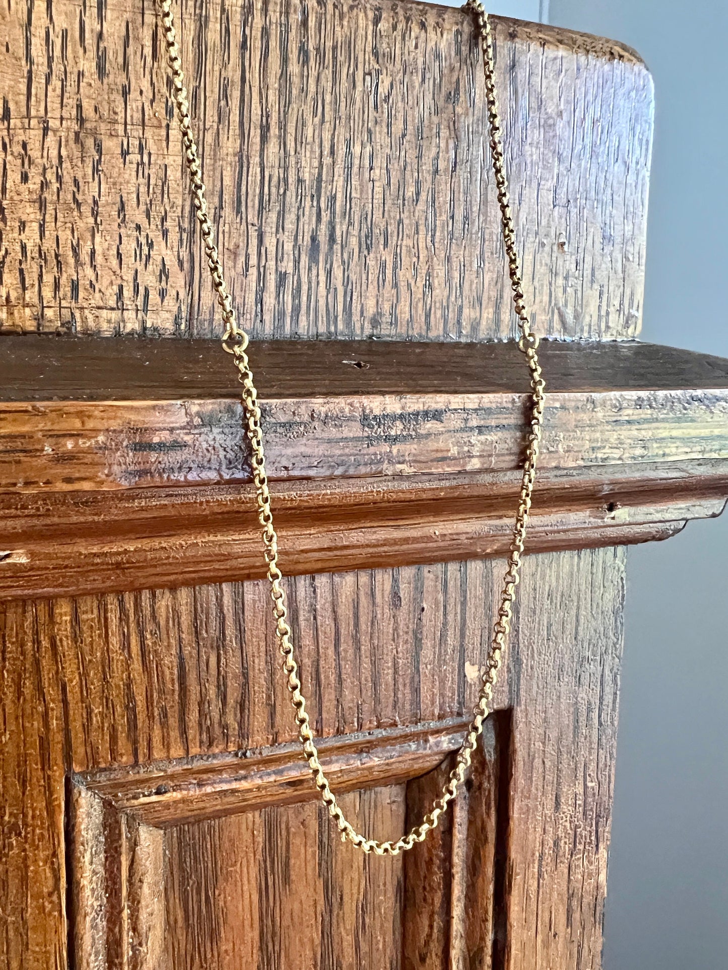 VICTORIAN Antique Dainty 14k Gold Cable Chain Necklace Pendant Charm Holder Romantic Gift Timeless Glowing Patina Neckmess Neckstack