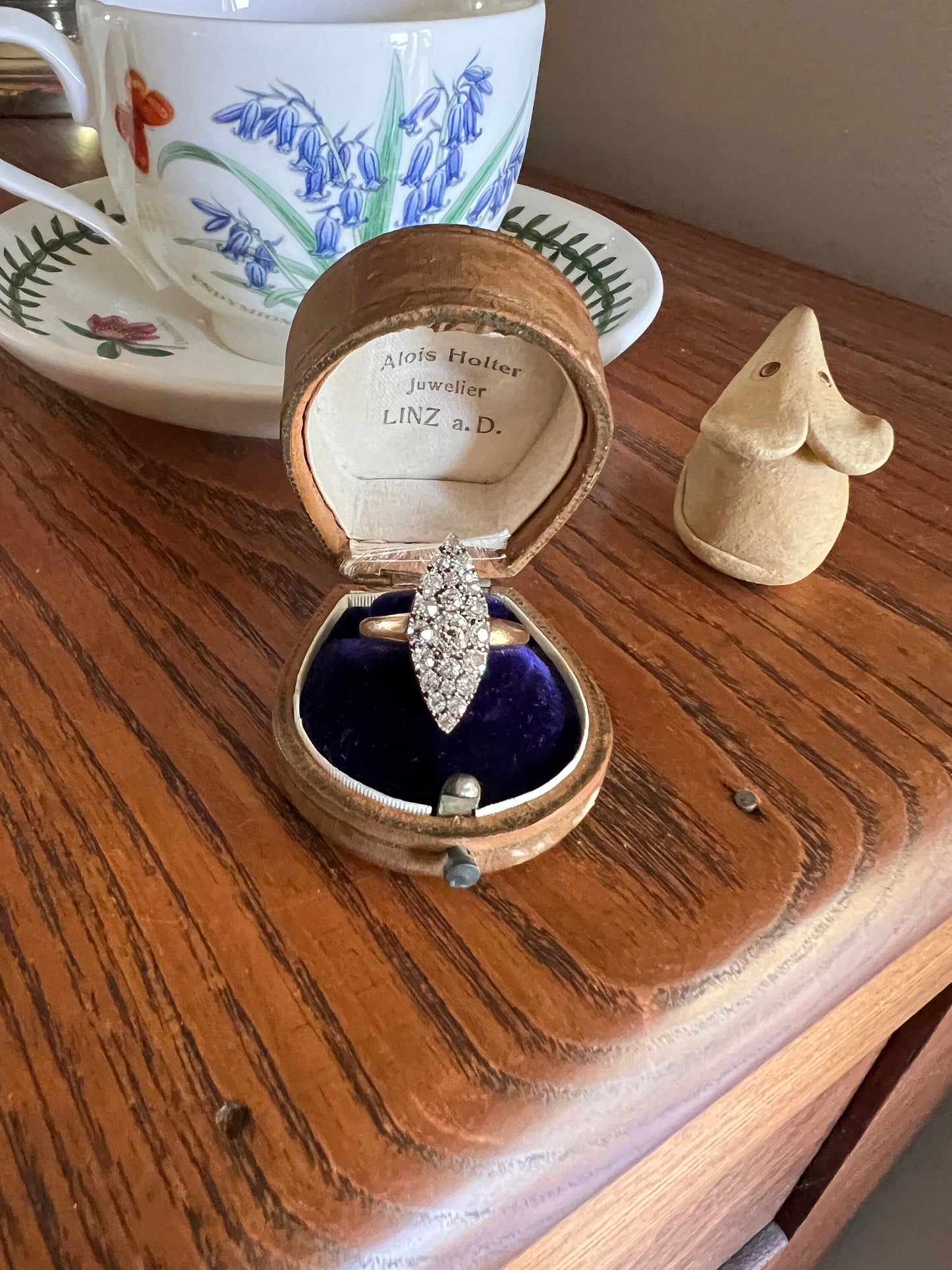 Antique 1 1/3 Carat 21 Old Mine Cut DIAMOND Navette Marquise RING 18k GOLD Victorian 1800s Chunky Stacker Romantic Gift 1.35Ctw Tdw OmC