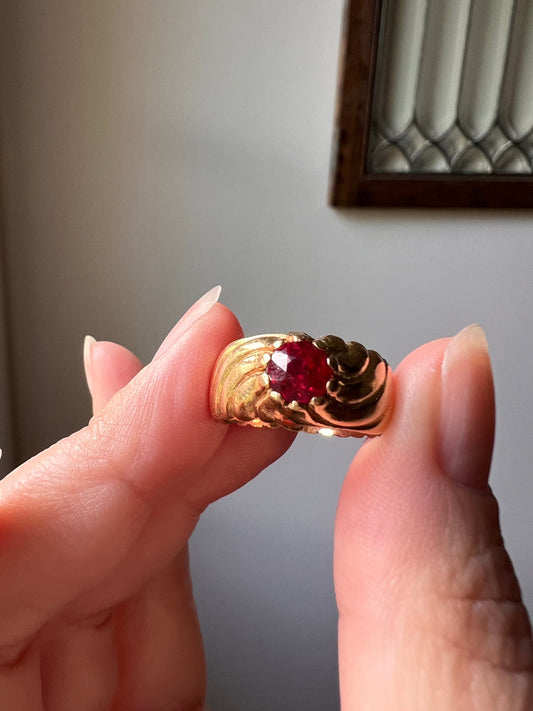 GADROON French Antique Pink Ruby Wide Band Ring 6.9g 18k Rose Gold Romantic Gift Glowing Ribbed Stacker Swirl Belle Epoque Victorian Chunky
