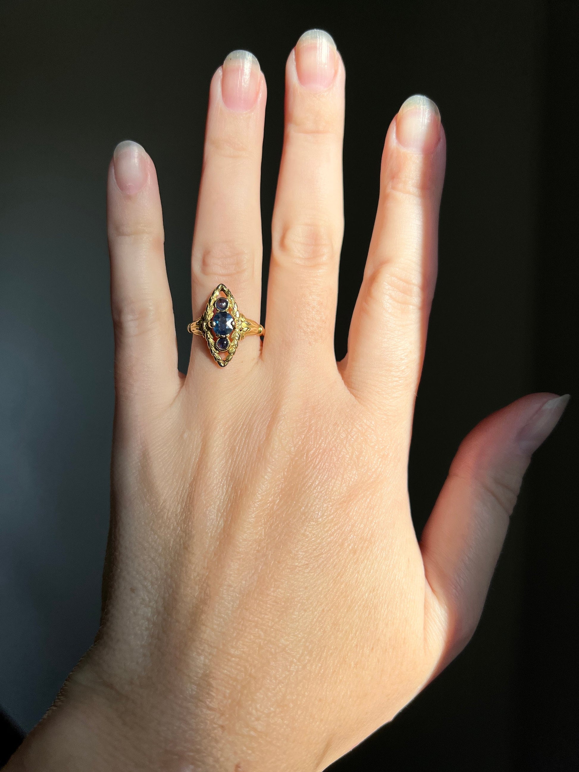 FLORAL Garland French Antique 18k Gold Ring Natural 3 SAPPHIRE FORGET Me NoT Laurel Leaf Halo Art Nouveau Gift Belle Epoque Tulip Shoulders