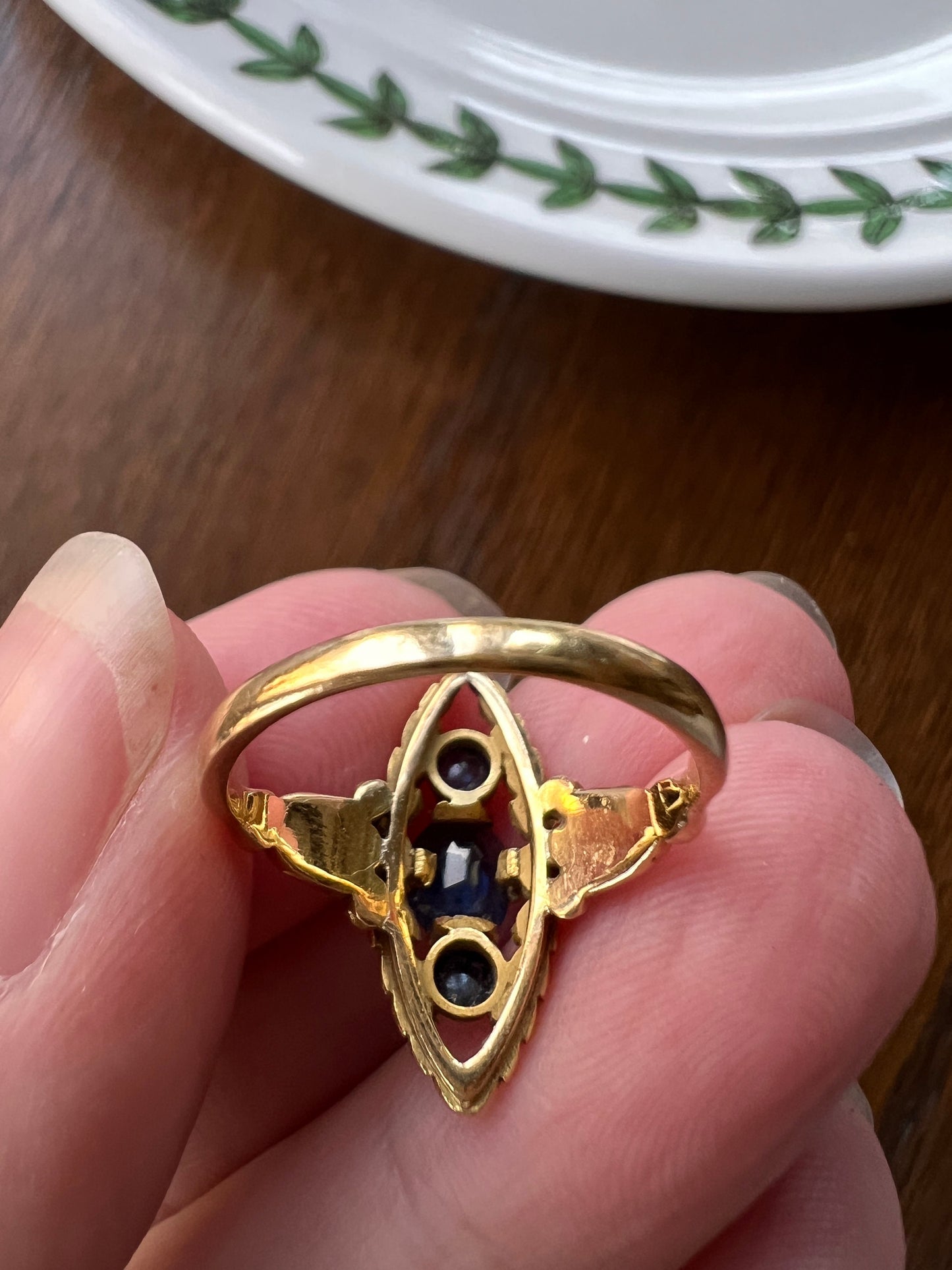 FLORAL Garland French Antique 18k Gold Ring Natural 3 SAPPHIRE FORGET Me NoT Laurel Leaf Halo Art Nouveau Gift Belle Epoque Tulip Shoulders