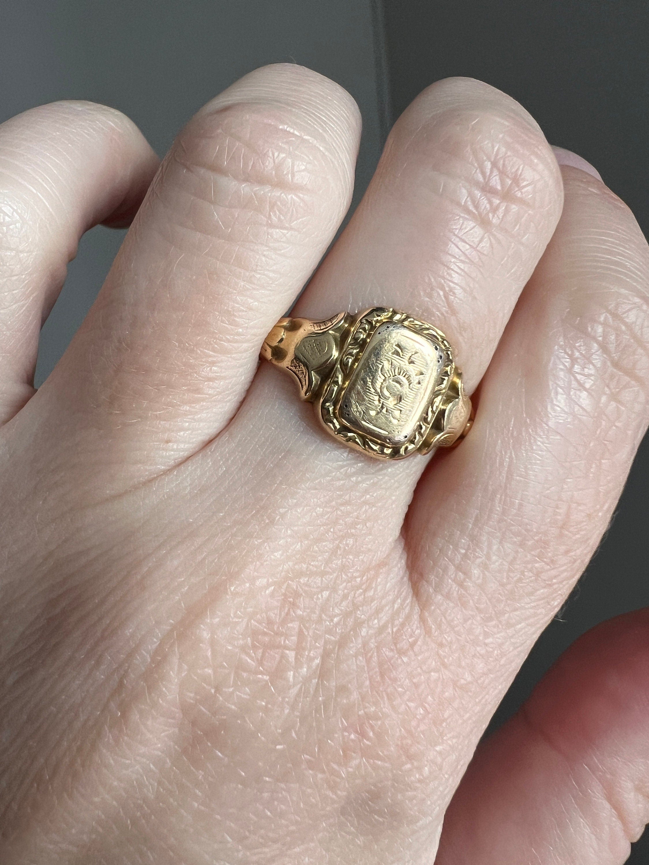 Antique signet clearance rings for sale