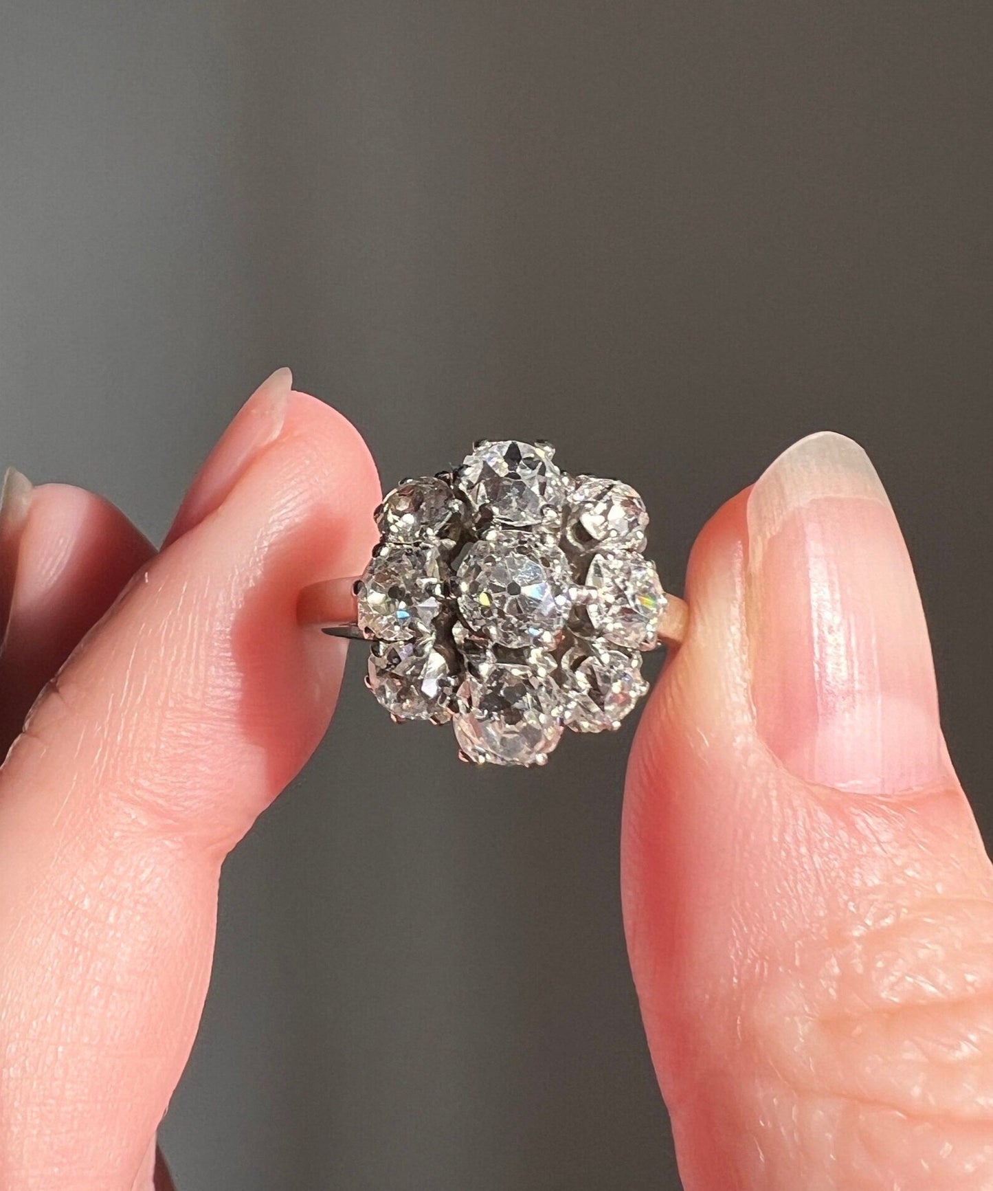 Domed French ANTIQUE 2 1/4 Carats Old Mine Cut DIAMOND Daisy Cluster Ring 18k White Gold Art Deco Gift 2.25 Tdw Belle Epoque Stacker Chunky