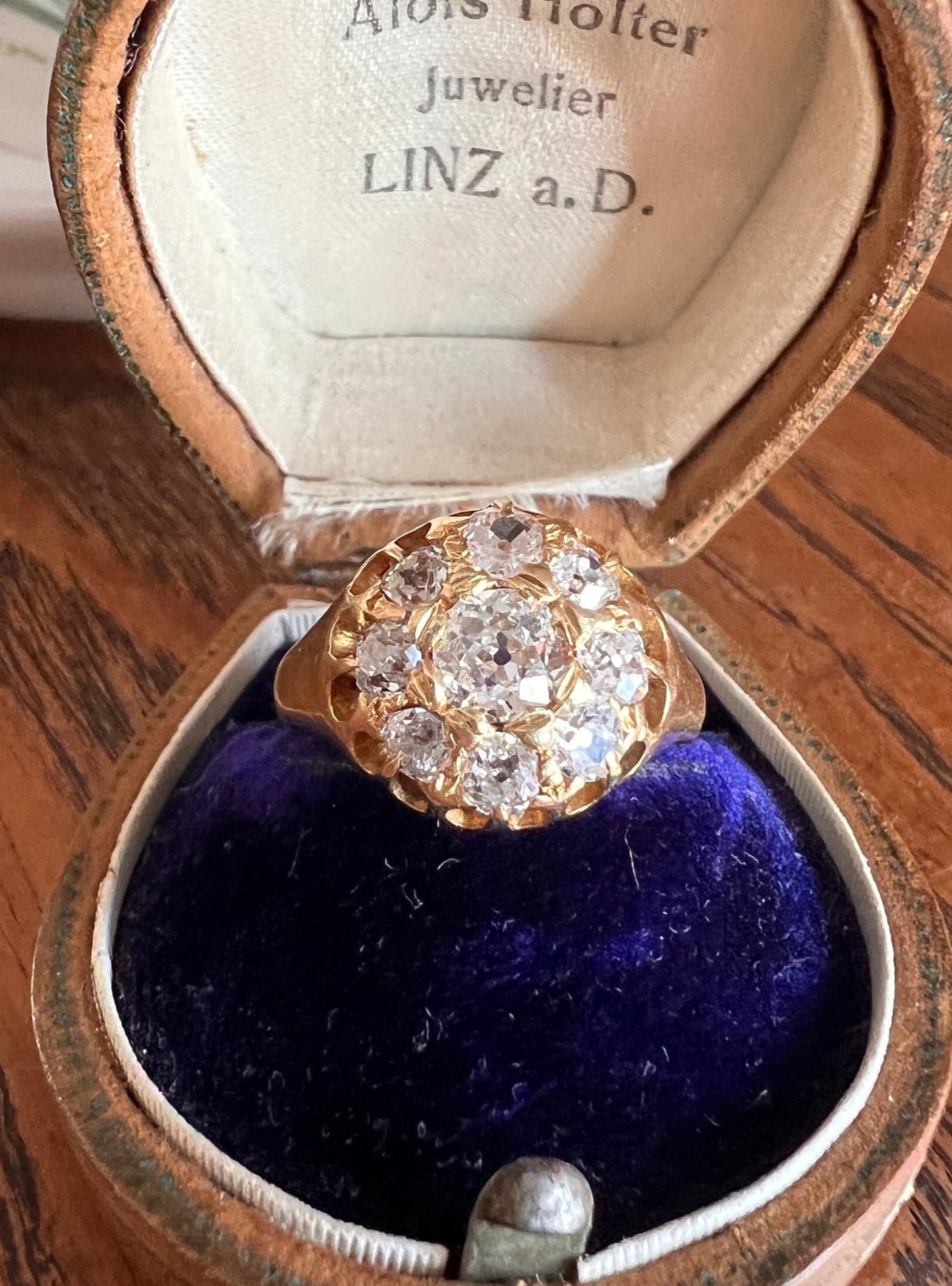 ANTIQUE 1.4 Carat 9 Old Mine Cut DIAMOND Cluster Ring 5.9g 18k Gold c1883 Romantic Gift Stacker Band OMC Victorian Halo Buttercup Belcher