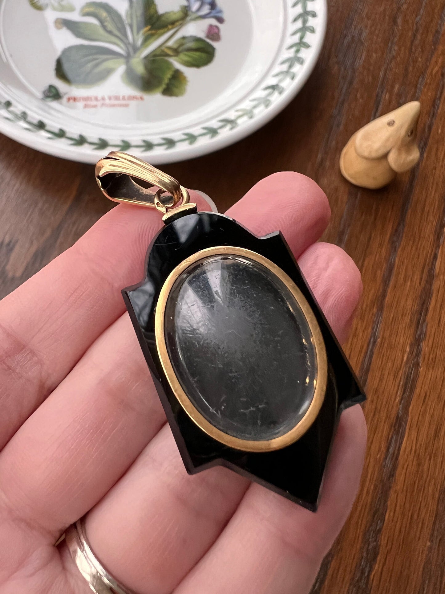 LARGE French Antique Black Onyx SHIELD Chunky Mourning Locket Pendant 18k Gold Victorian Unique Gift Geometric Gothic Statement Neckmess