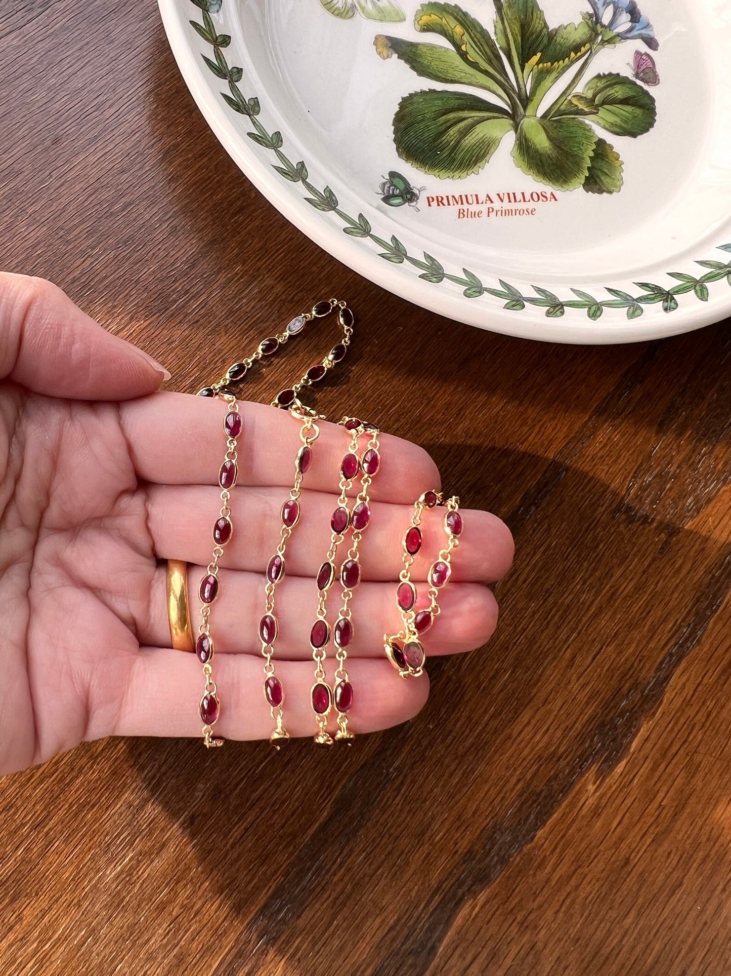 Gorgeous Vintage GARNET Station Chain Long Guard 14k GOLD Necklace Berry Pink Purple Red Oval Cabochon Romantic Gift Neckmess Neckstack Vtg